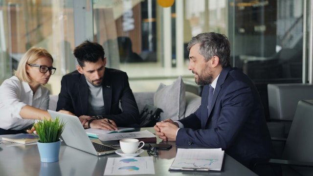 Affordable Qualification Bundles UK – SJA Global Academia,Assessor to IQA Progression Bundle